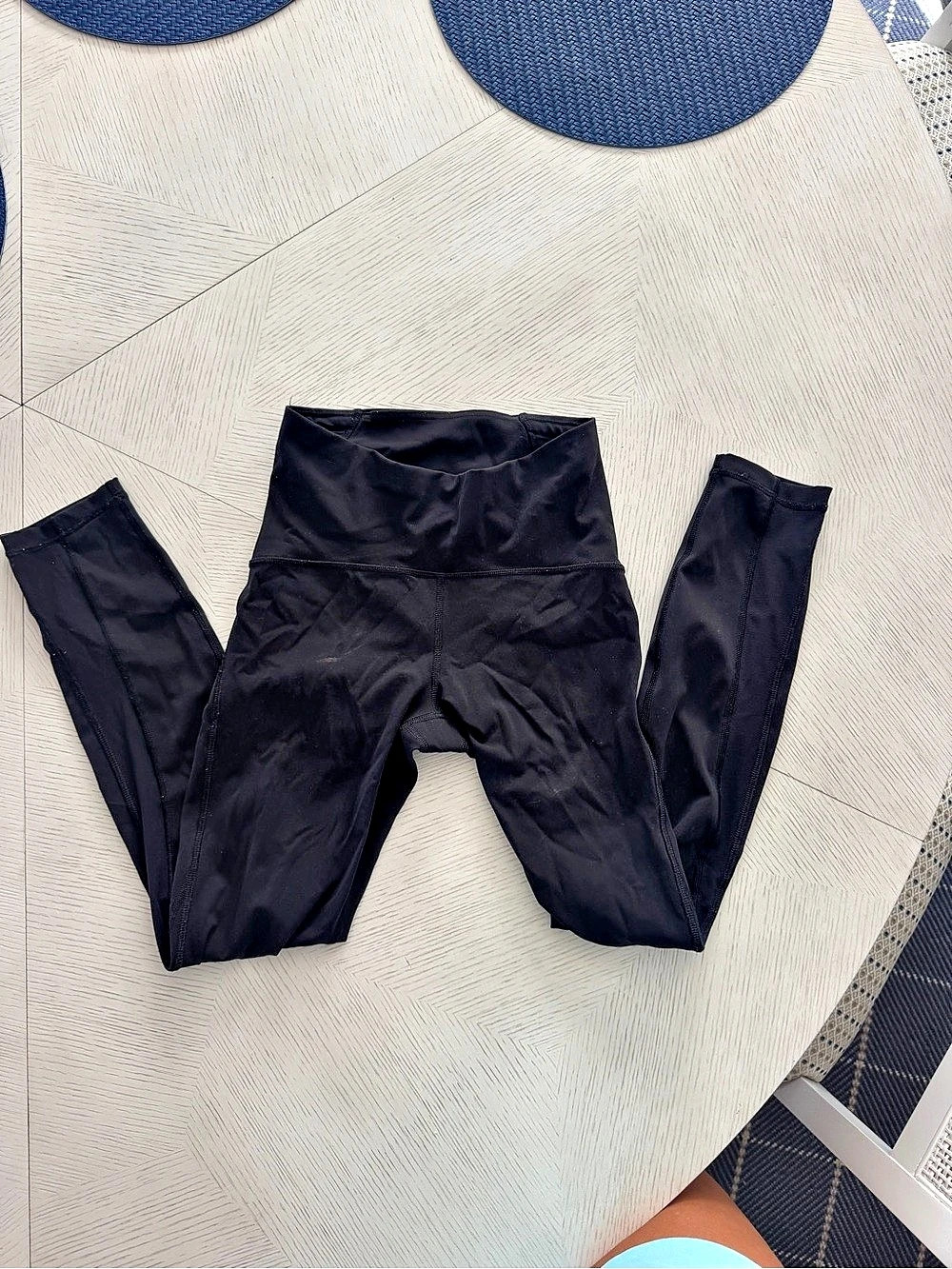 Lululemon Train Times 7/8 Black Mesh Panel Leggings Size 4 - Picture 2 of 5